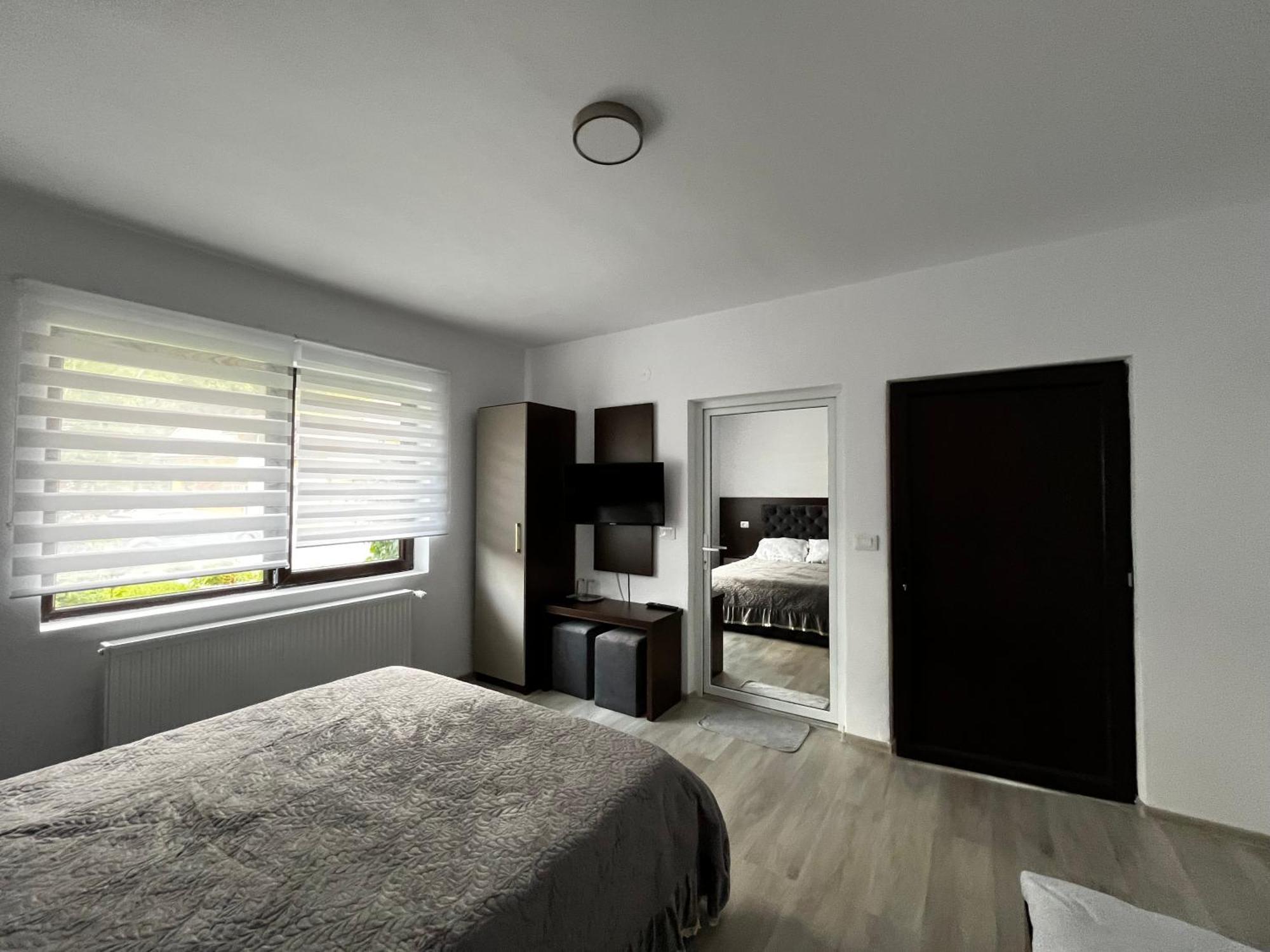 Ge-Lux Villa Incesti Exteriör bild