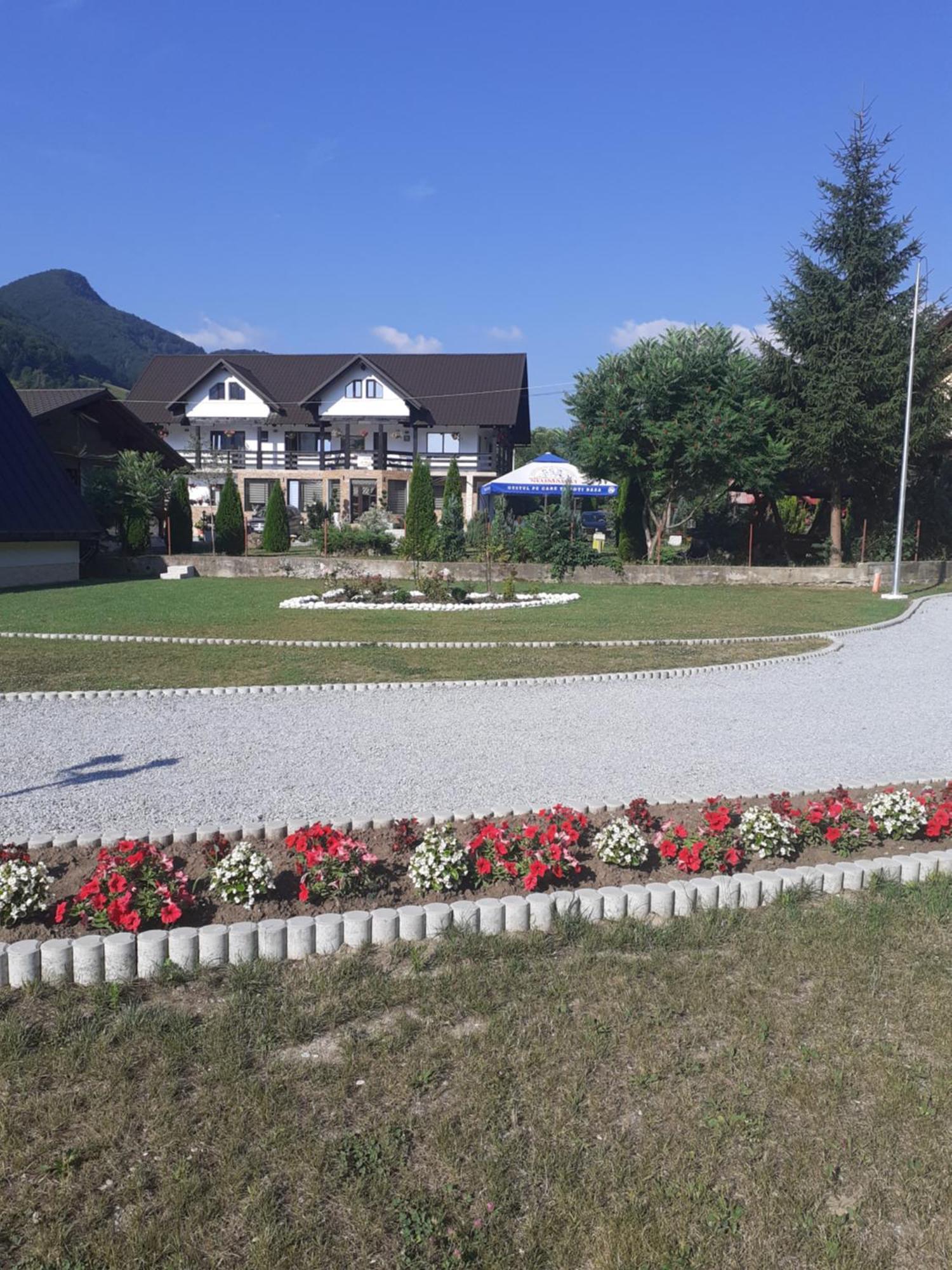 Ge-Lux Villa Incesti Exteriör bild